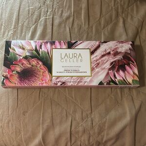Laura Geller 14 Multi-Finish Eyeshadow